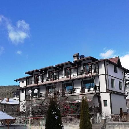 Къща За Гости Динас Zmeitsa Luaran gambar
